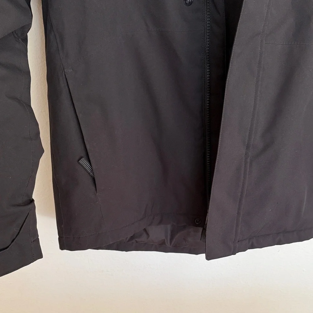 Patagonia sz 14 Youth boys Everyday Ready Waterproof Jacket Black one flaw shown